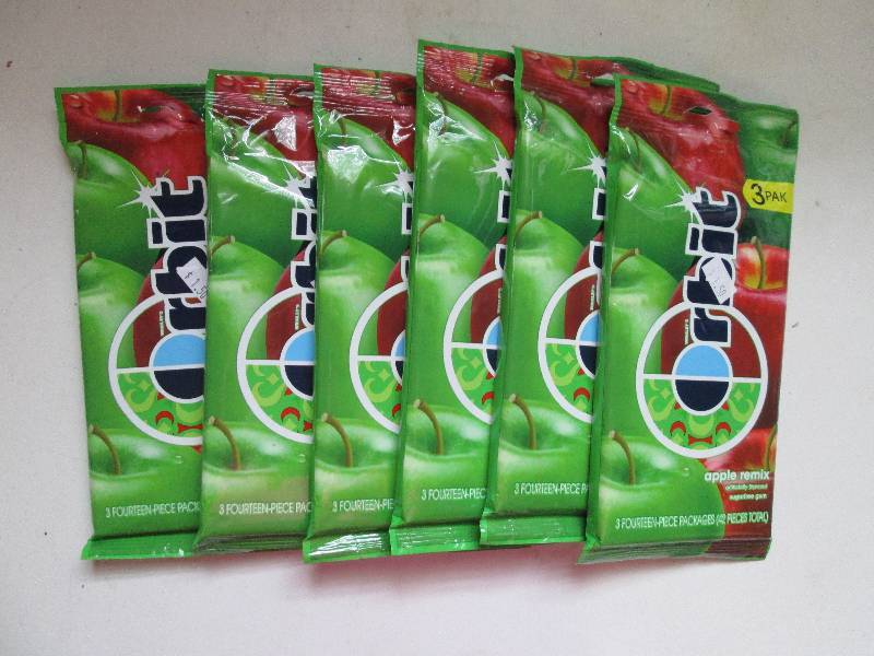 lot 42 image: 6 3packs of orbit apple gum...