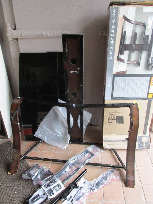 lot 93 image: sauder TV stand center support is b...