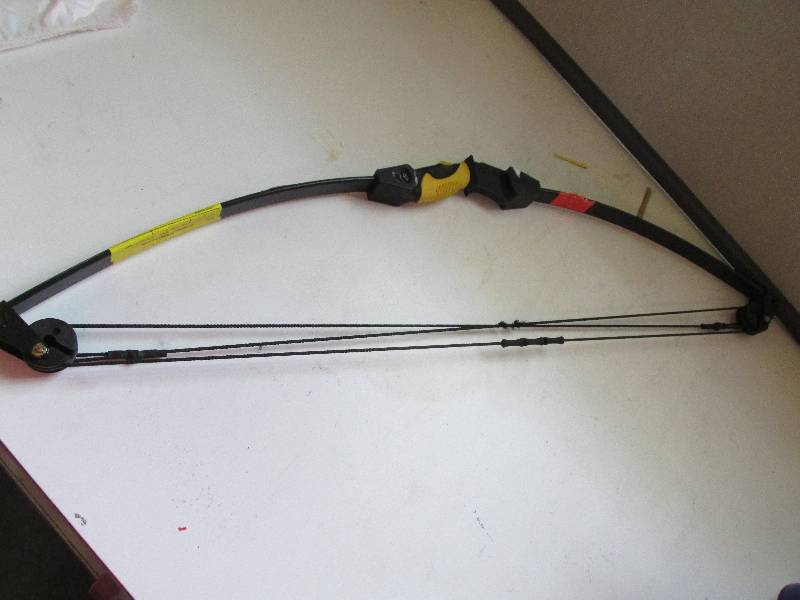 lot 112 image: used bow string coming off barnett ...