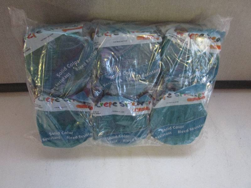lot 118 image: 6 solid color stremers green...