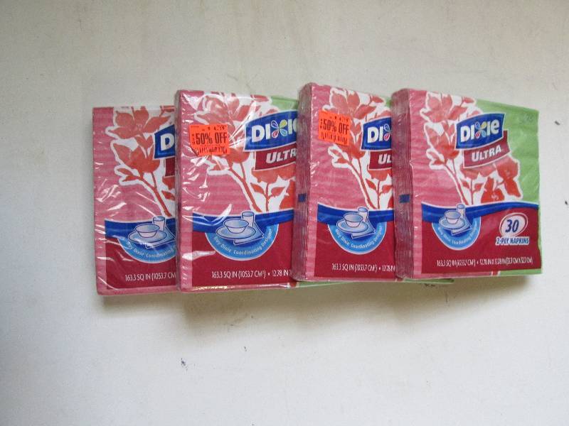 lot 122 image: 30 2ply ultra dixi napkins new...