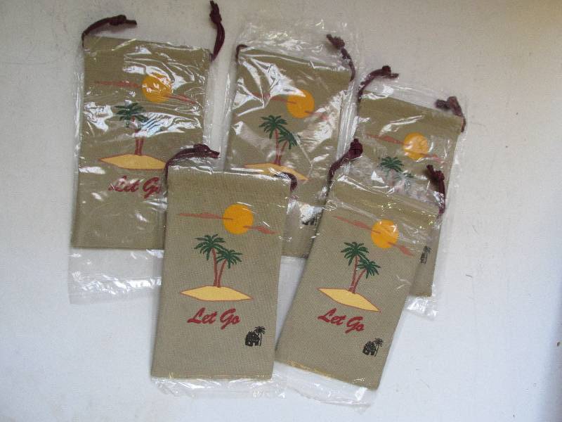 lot 124 image: 5 let go drawstring gift bags new...