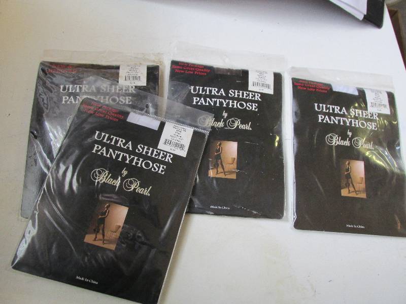 lot 130 image: ultra sheer panty hose 4 new in pac...