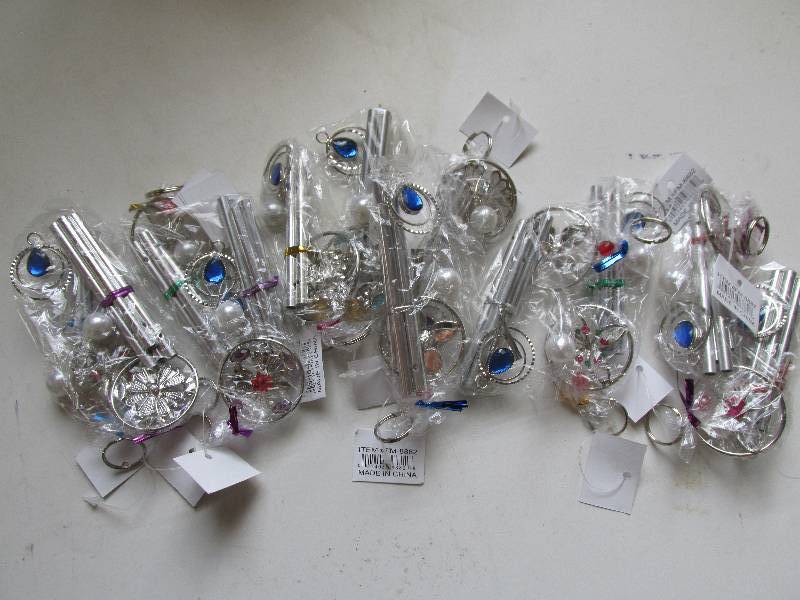 lot 145 image: lot of 12 mini wind chimes new in p...