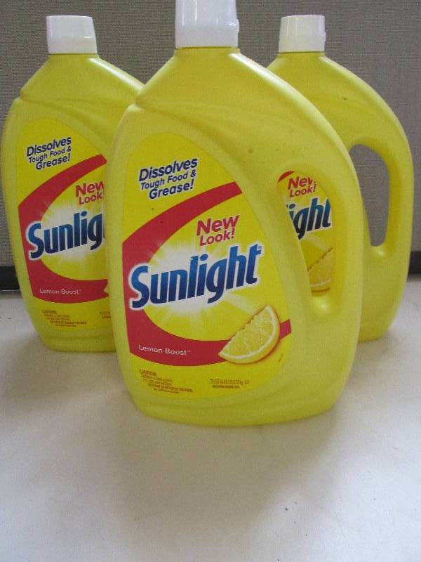 lot 156 image: 4 75oz bottles of dishwasher cleane...