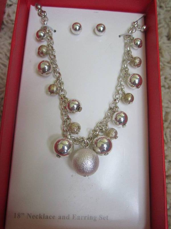 lot 182 image: Kmart 18necklace and earrings set...