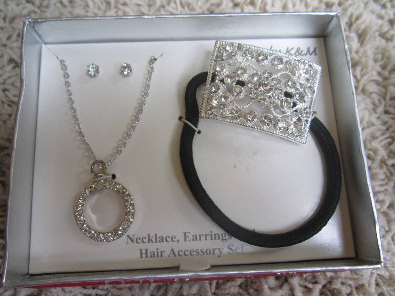 lot 195 image: Kmart necklace, earrings and hair a...