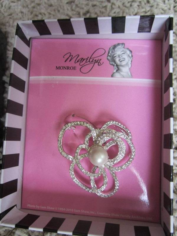 lot 198 image: Kmart Marilyn Monroe pin...