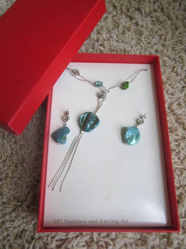 lot 217 image: Kmart 18 necklace, and earring se...