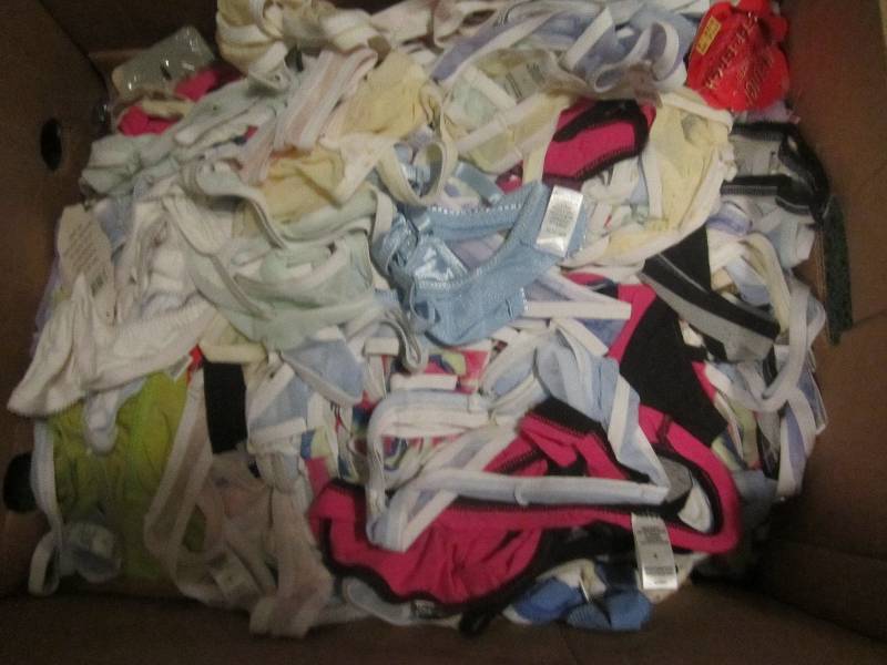 lot 221 image: huge lot of thongs new...