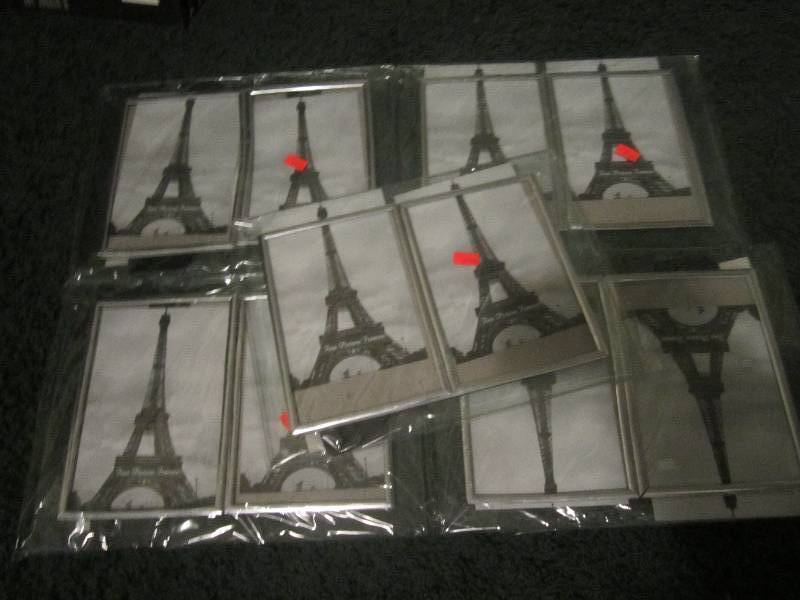 lot 233 image: 5 4x6 double frames...