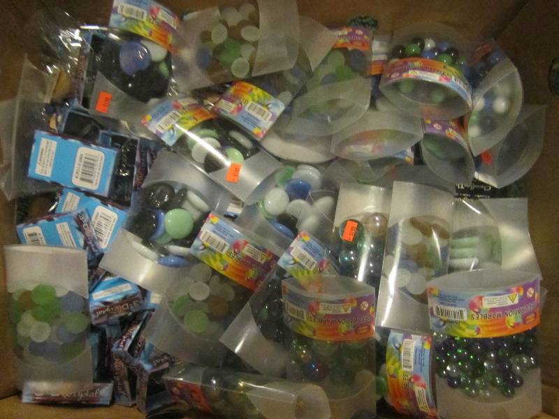 lot 247 image: marbles and pebles  and 3d chrystal...