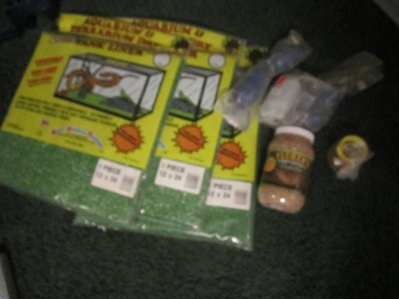 lot 278 image: lot of pet supplies ...