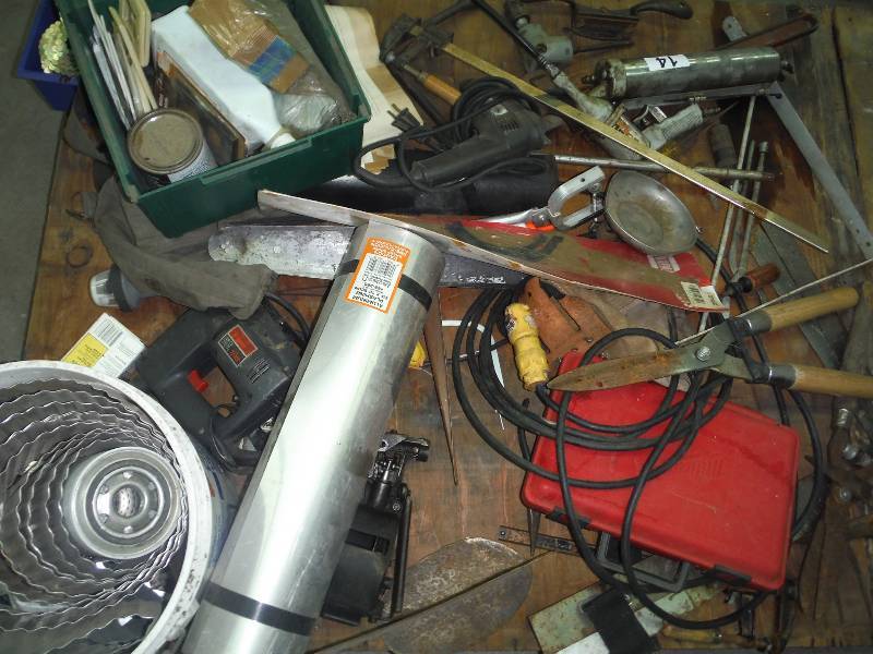 Pallet of tools, Hardware and some fastners