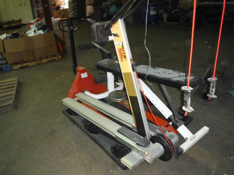 2 pcs. Of exercise equiptment