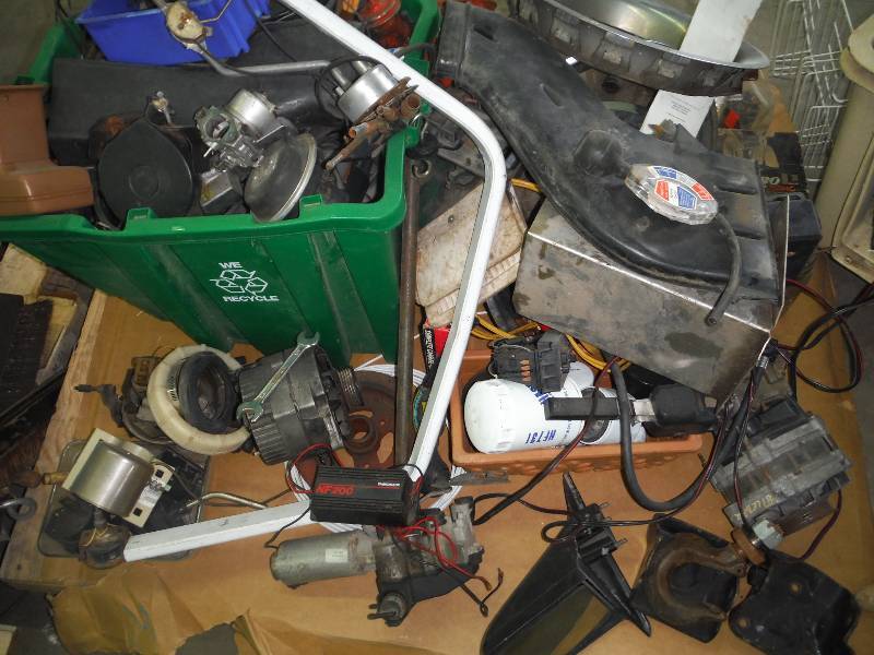 Pallet of Misc. Items, Preveiw or see pictures for content and condition