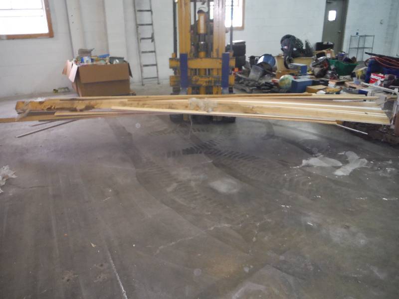 Lot of misc trim and crown, see pictures.