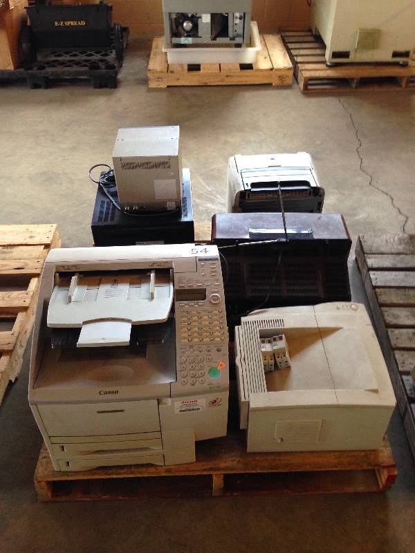 Pallet lot of electronics
