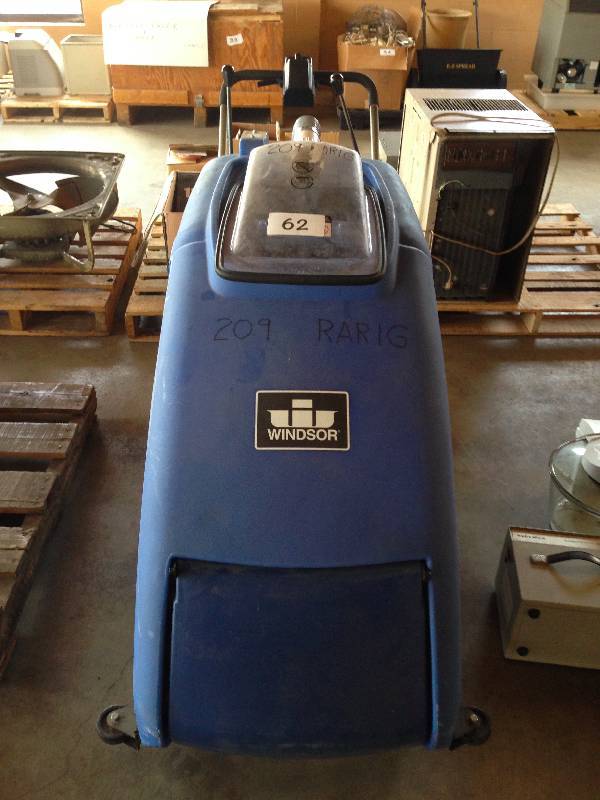 Windsor floor scrubber  cleaner