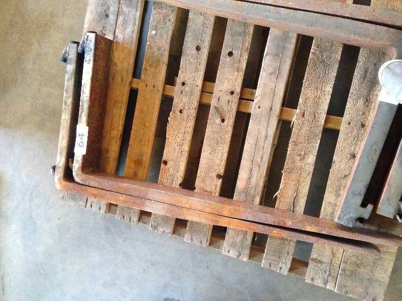 Set of forklift forks