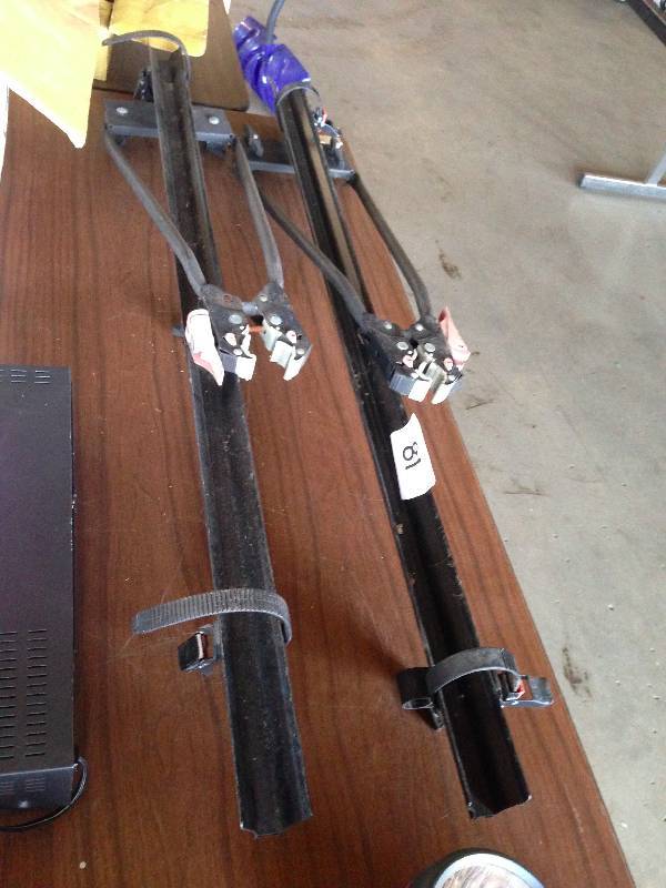 Roof rack attachment