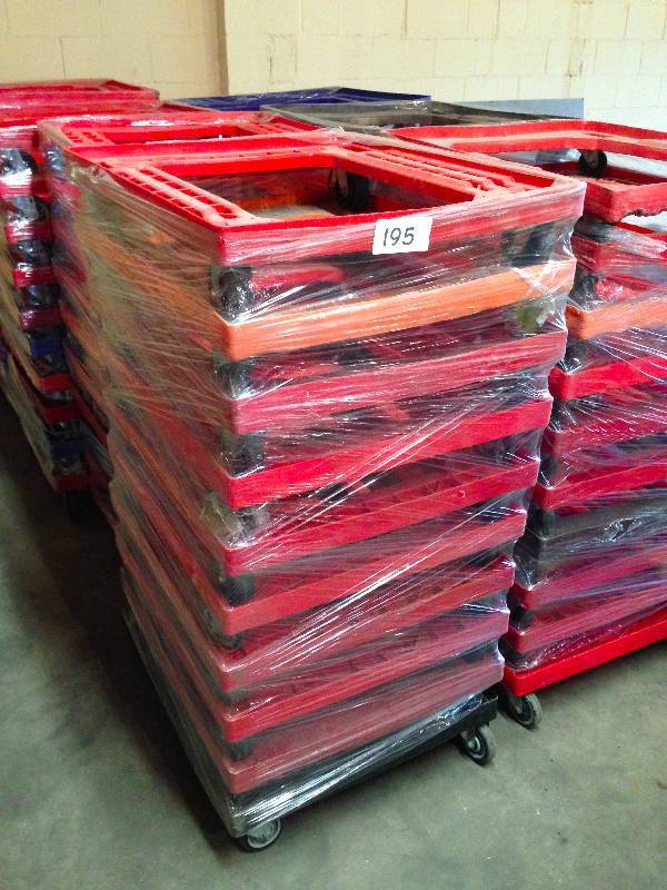 Lot of 10 plastic carts