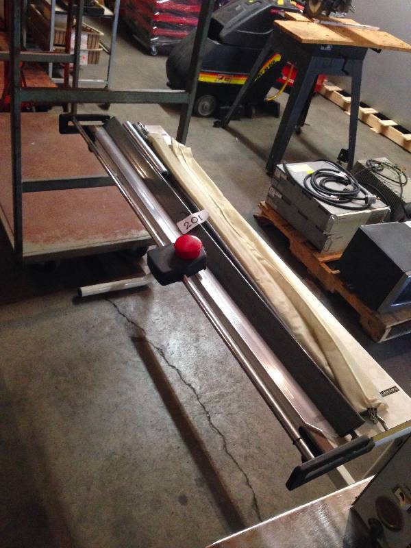Large (wide) paper  roll cutter