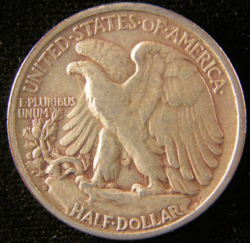 1945 S WALKING LIBERTY SILVER HALF VF