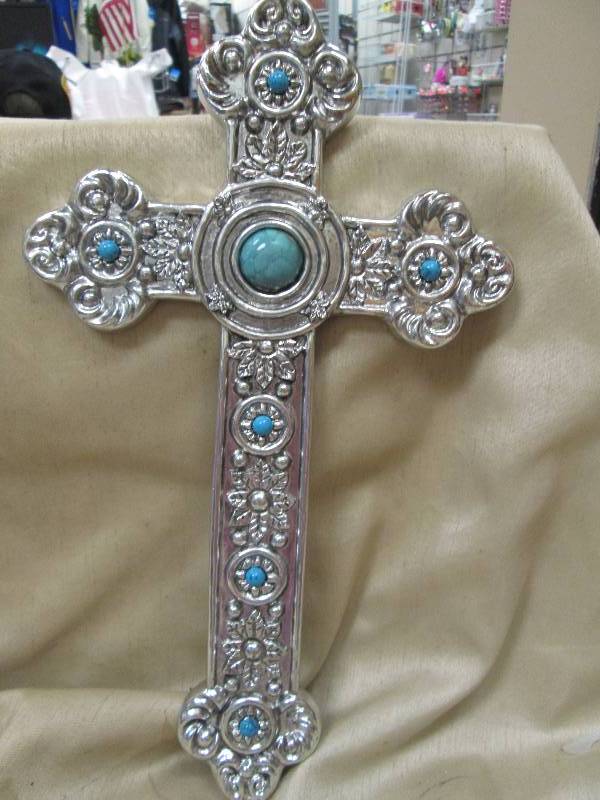 The look of silver and turquoise ar...