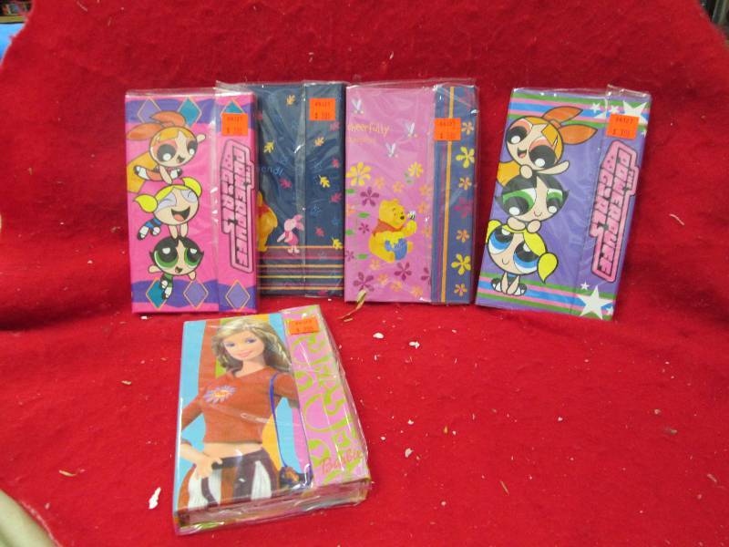 Qty 5  different design of note pad...