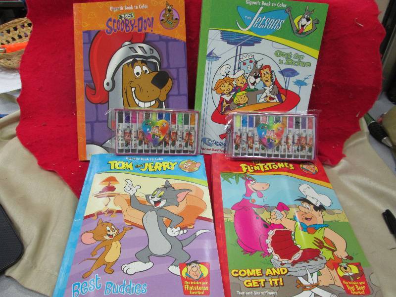 Gigantic Book to Color Scooby-Doo, ...