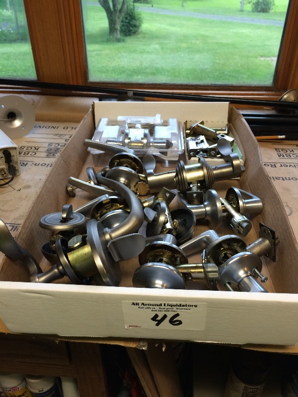 lot 46 image: Assorted Lot of door handles, dead bolts and hardware - New and used