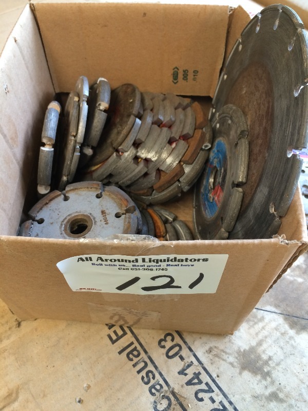 lot 121 image: Assorted Masonry & Tuck point blades - large lot.. Buy them all at your price