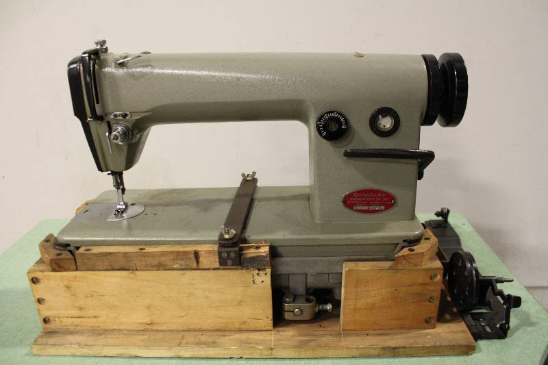 Juki Industrial Sewing Machine