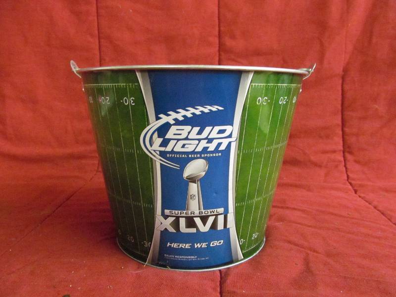 lot 68 image: Bucket