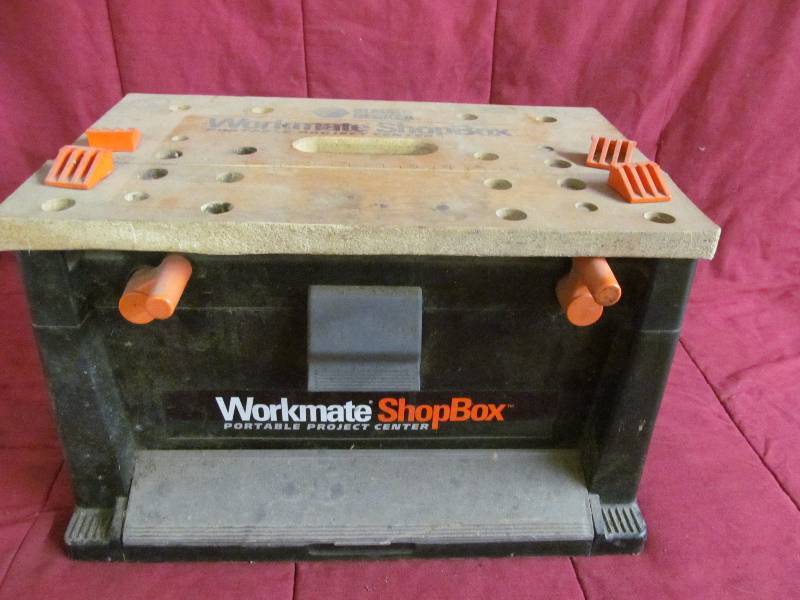 lot 179 image: Shop Box