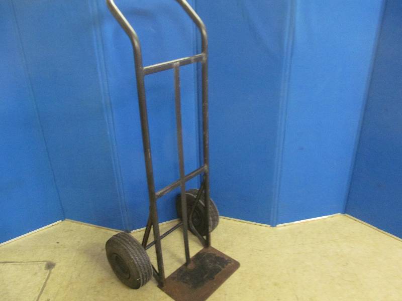 lot 197 image: Utility Cart