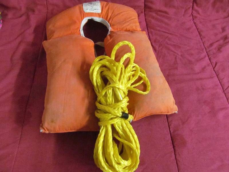 lot 216 image: Life Vest