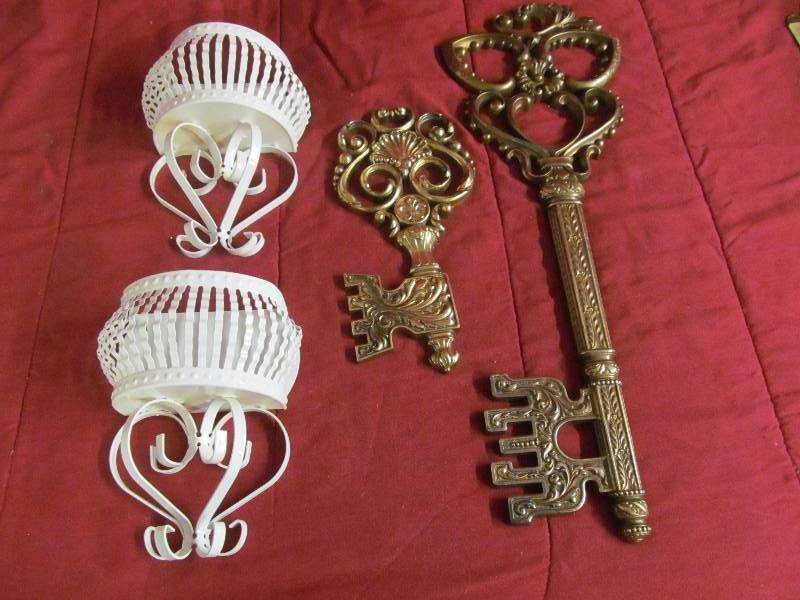 lot 233 image: Dcor