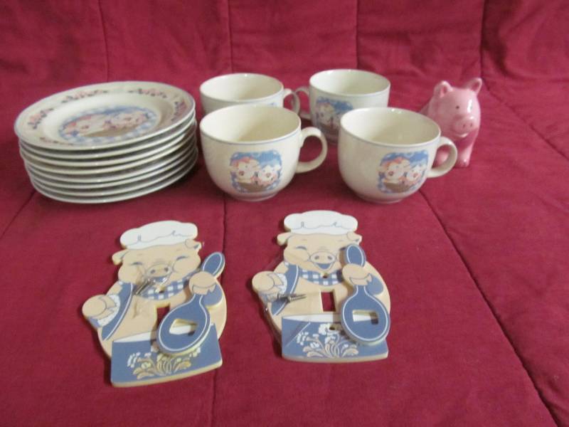 lot 260 image: Household