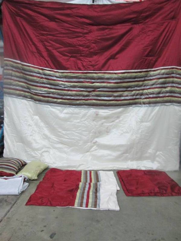 lot 56 image: Sierra 8-pc. King Bed Set