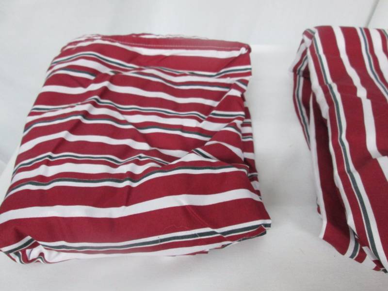 lot 63 image: Alcove Fall Pattern Sheet Set - Queen