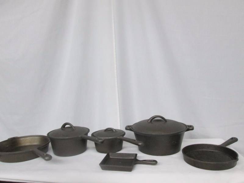 lot 71 image: Alcove 9-pc. Cast Iron Cookware Set
