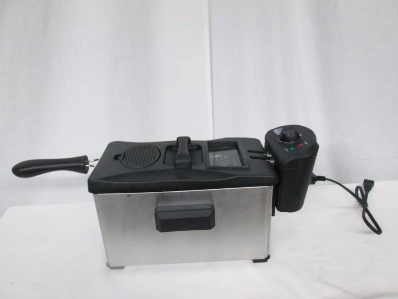 lot 84 image: Elite Gourmet 14-Cup Deep Fryer