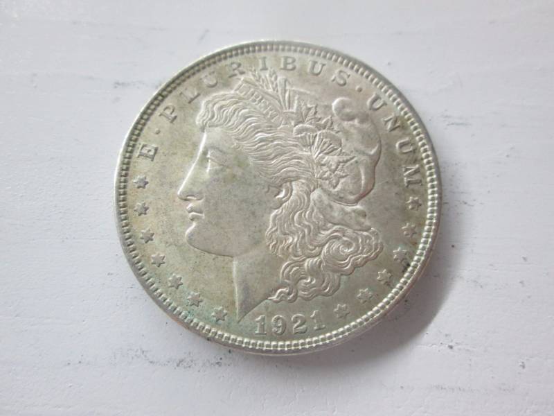 lot 33 image: 1921 Morgan Silver Dollar