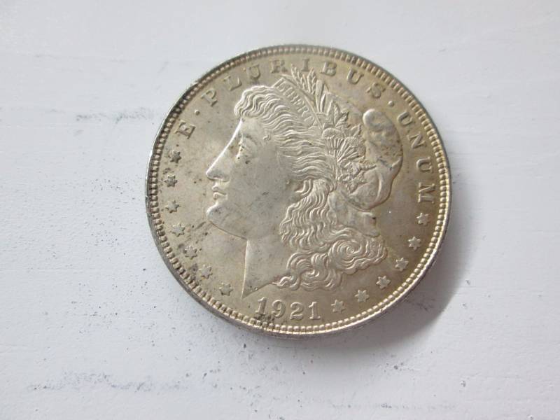 lot 35 image: 1921 Morgan Silver Dollar