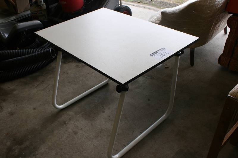 lot 262 image: Work Table wFlip-Up Table Metal Frame 42 x 30 x 30.