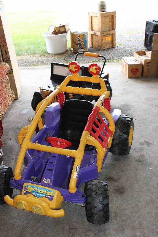 lot 236 image: Lot of (2) Power Wheels Childrens Cars Including Model Lil Enforcer Jeep.