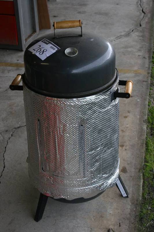 Electric Smoker w Gauge Charbroil Brand Model 4512 1650W