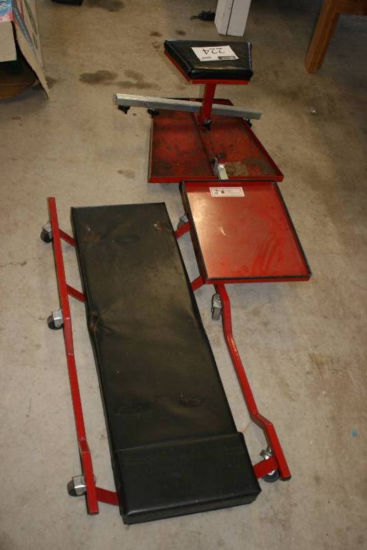 lot 224 image: Tool Scooter.